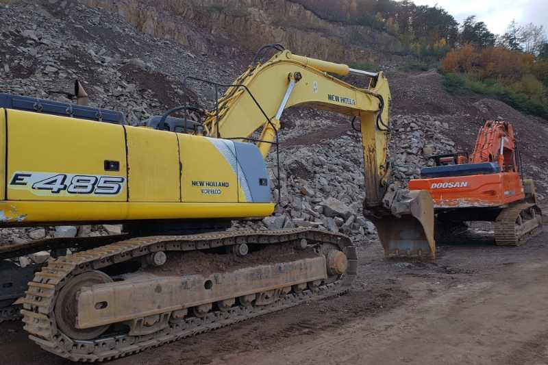 OmecoHub - Immagine NEW HOLLAND E485
